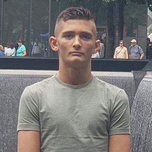 Meet your Posher, Ethan